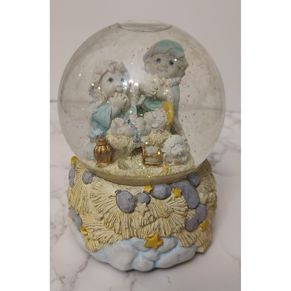 Westland Dreamsicles Snow Globe Star Of Wonder Plays Silent Night S4
